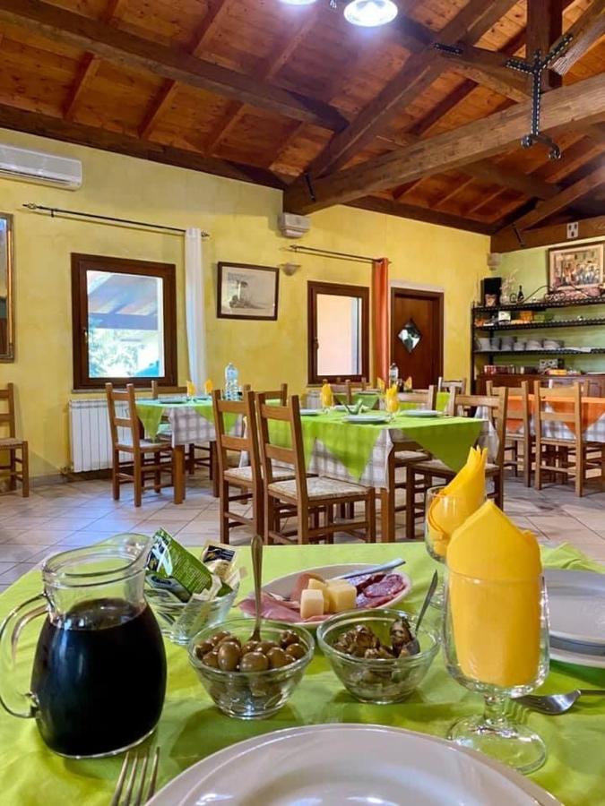 Agriturismo Su Niu Uta Zewnętrze zdjęcie